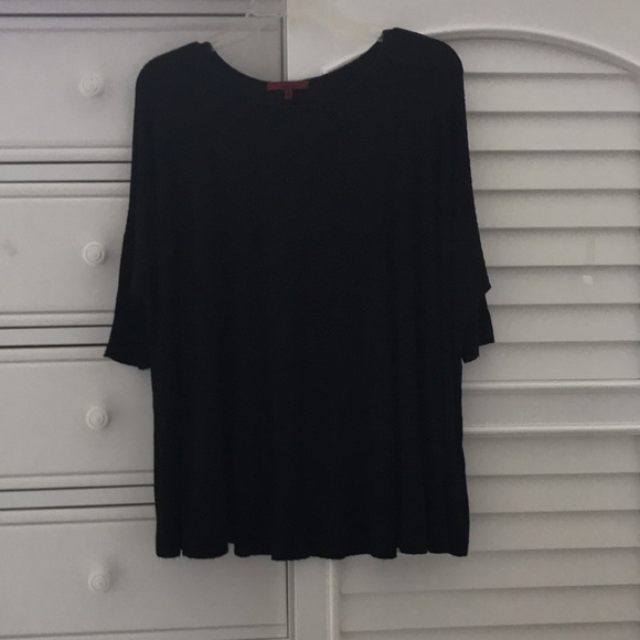 Fun top! - Picture 3 of 5